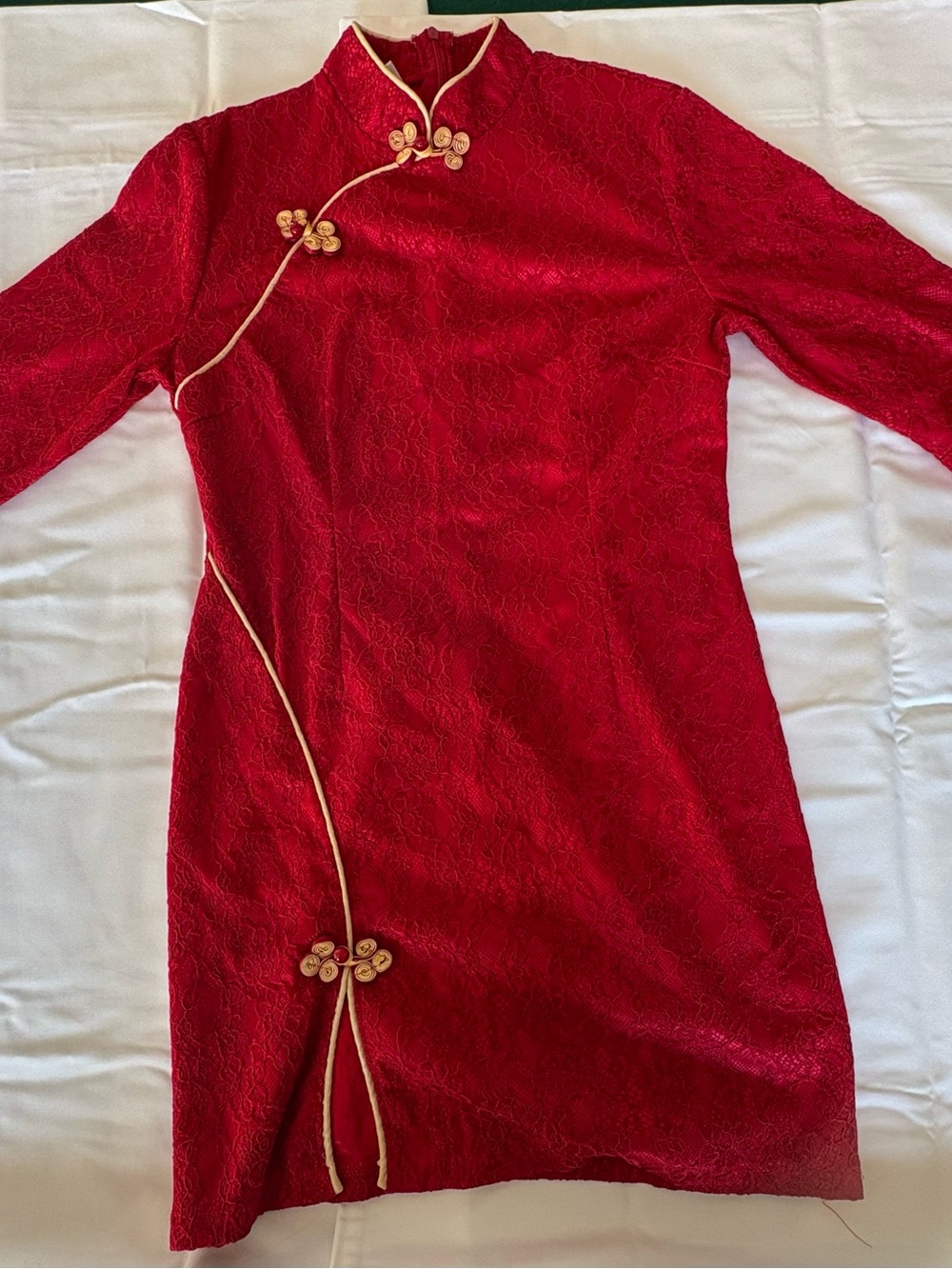 FA Red Mandarin-Collar Midi Cheongsam with Cream Piping
